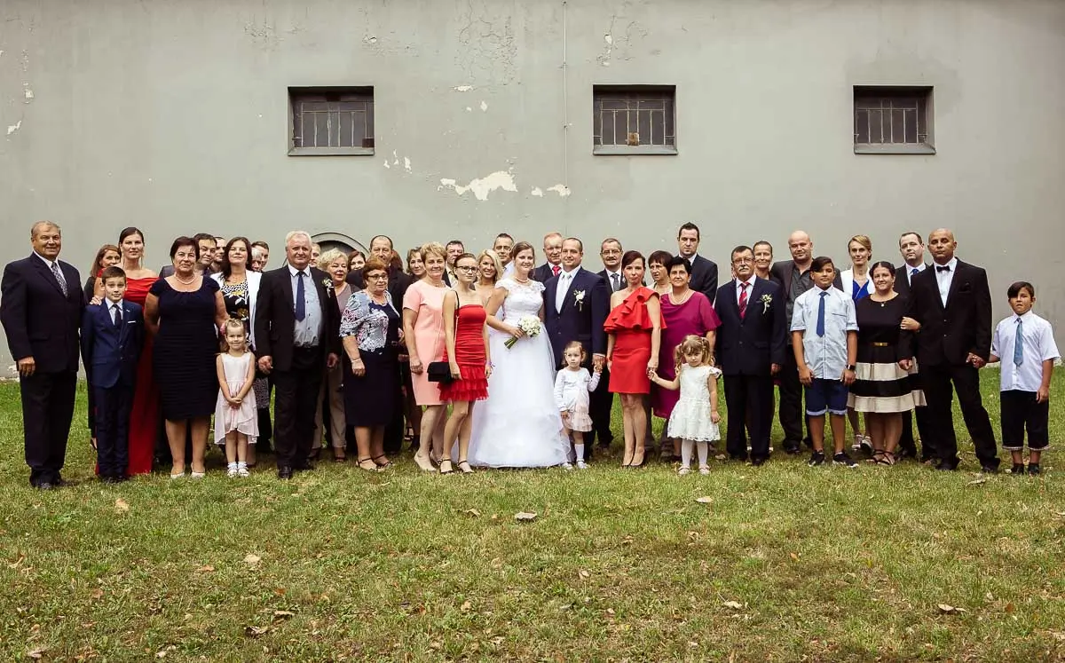 fotenie - svadobná rodina - Svadba Alenka a Martin - Martina Brunovská - svadobný fotograf Bratislava