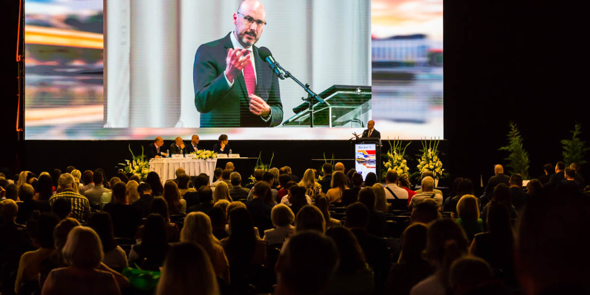 Eventovy-fotograf-8.kongres-SGPS-porodnicky-Incheba-Mudr.Becker